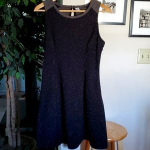 Sleevless black and grey dress